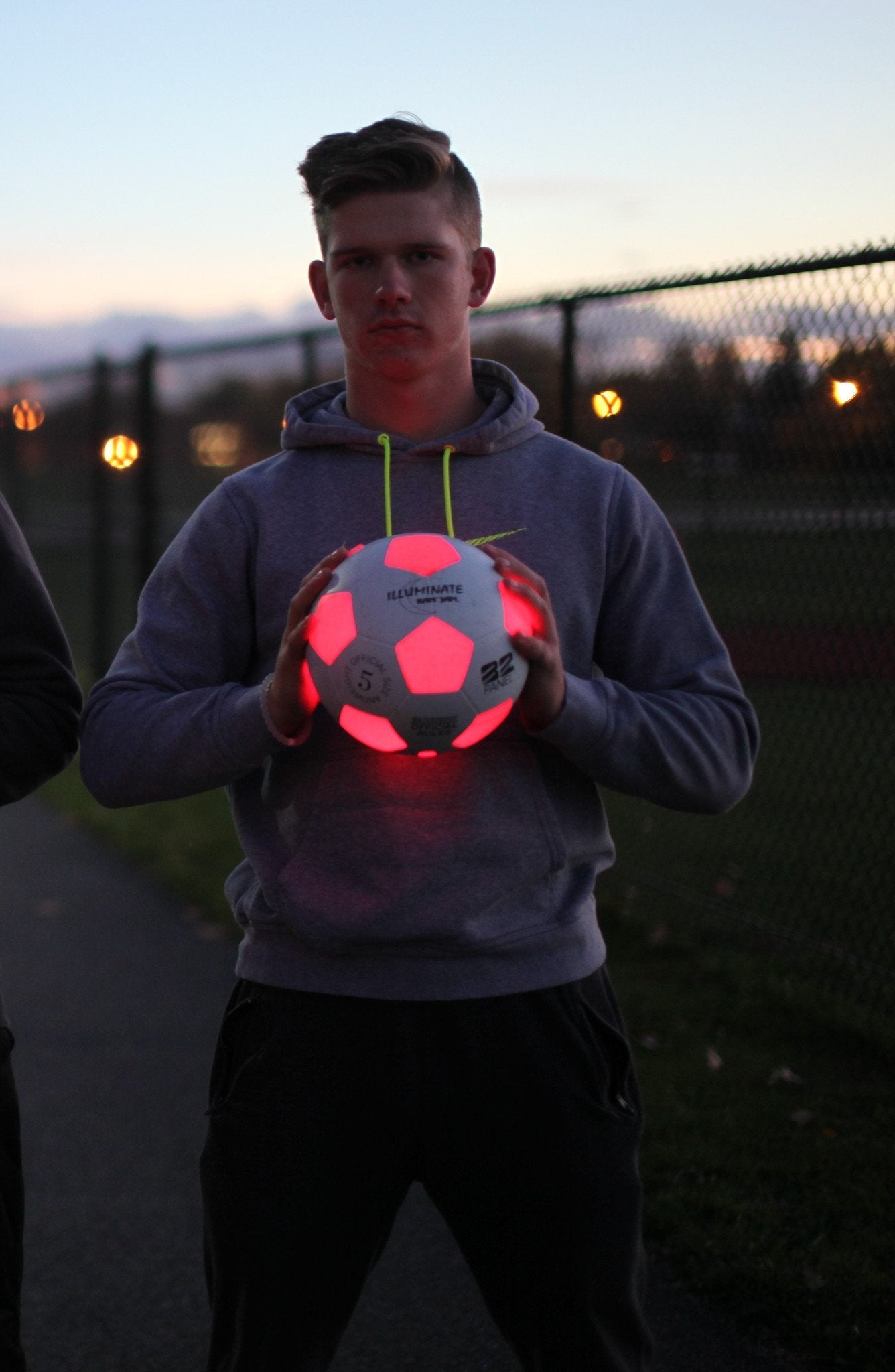 Piłka do piłki nożnej KanJam Illuminate LED